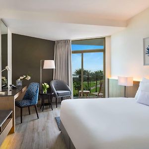 Beach King Room